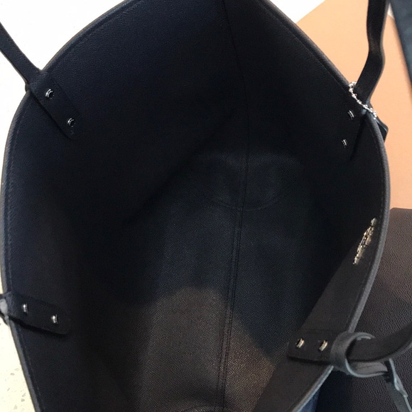 NWT Coach Reversible City Tote Navy/Denim Midnight - Picture 8 of 8